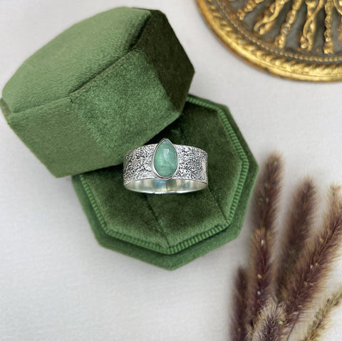 Textured Pear Kyanite Ring