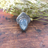 Kyanite Petal Ring
